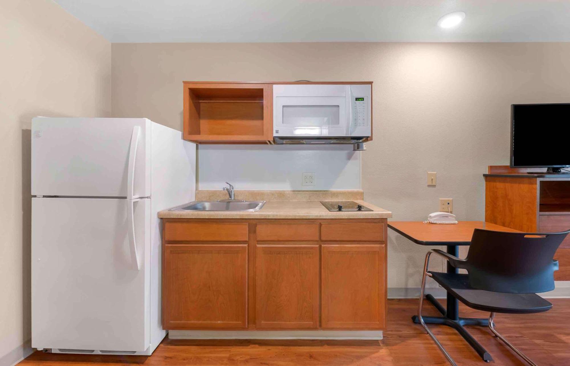 Extended Stay America Select Suites - Colorado Springs Exterior photo